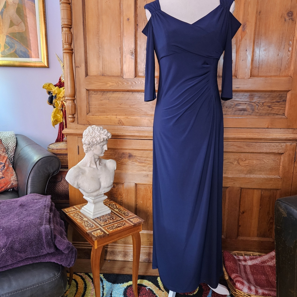 RM RICHARDS Chic Long Sleeve Navy Gown. Stylish Cold Shoulder & Rouched Back.